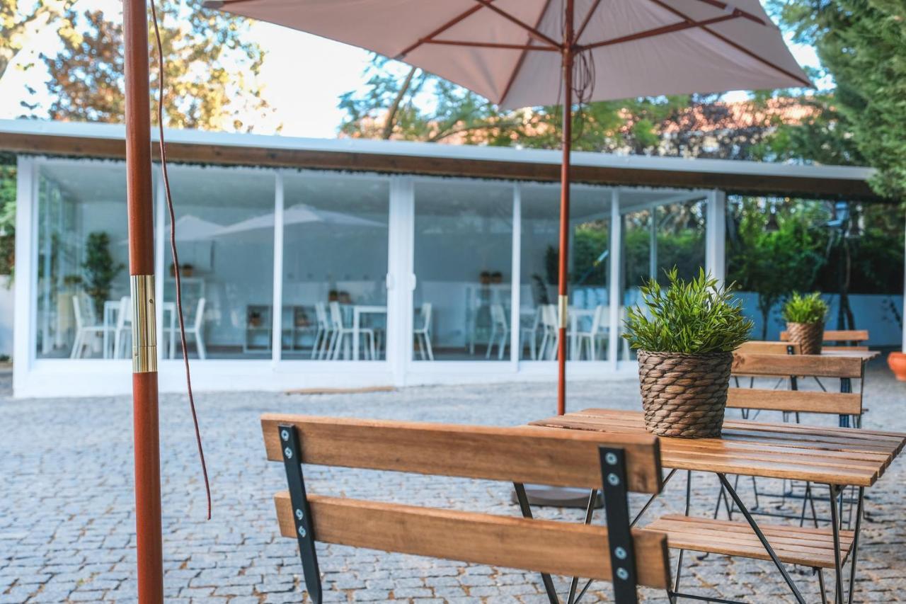 4U Lisbon Airport Suites Exterior foto