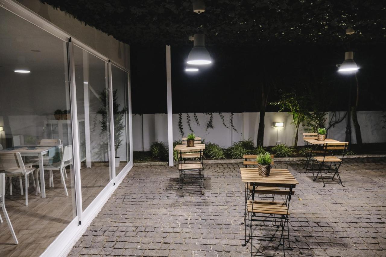 4U Lisbon Airport Suites Exterior foto